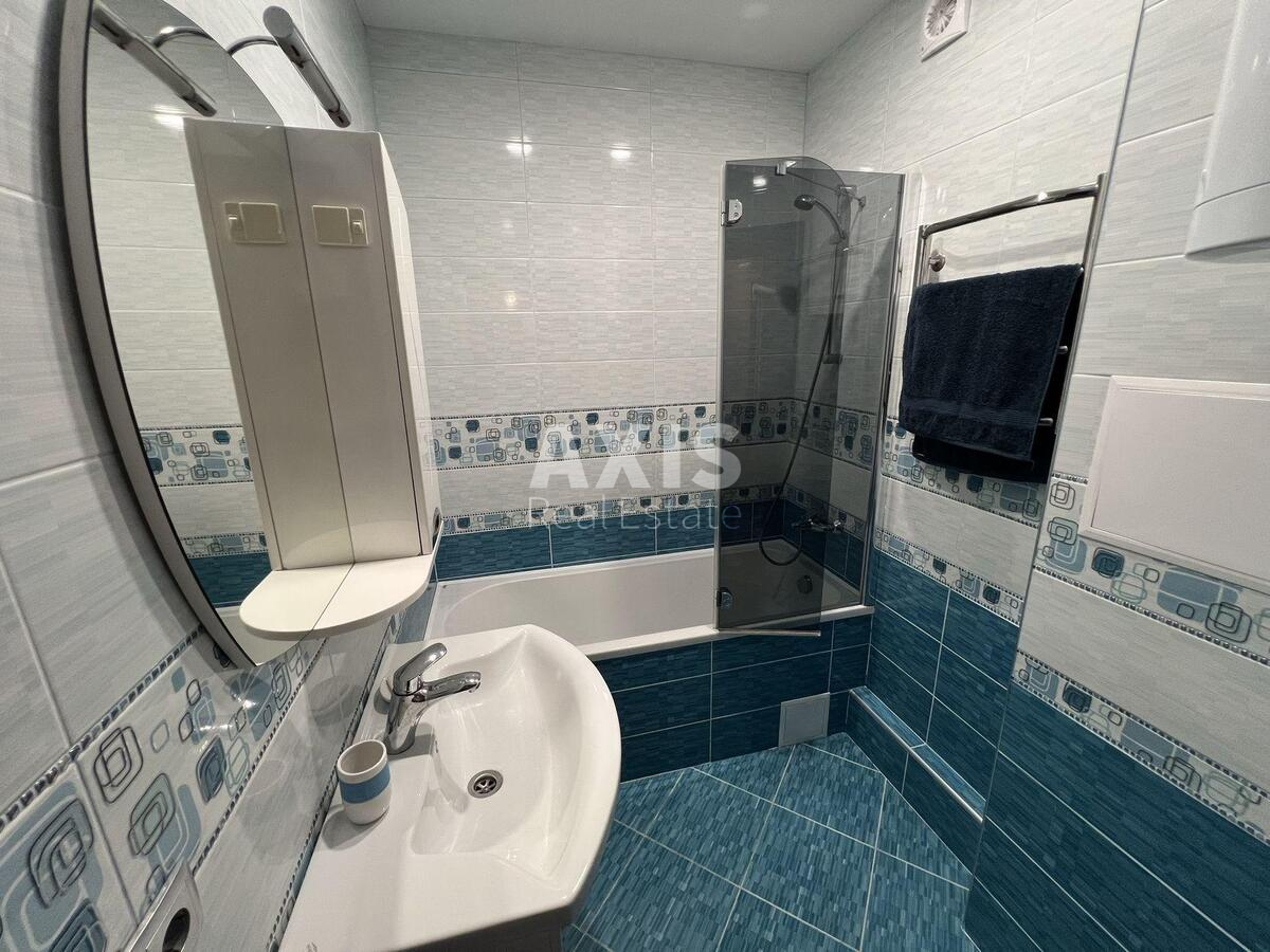 2k apartment vul. Sikors'kogo Igorja Aviakonstruktora 4В577588