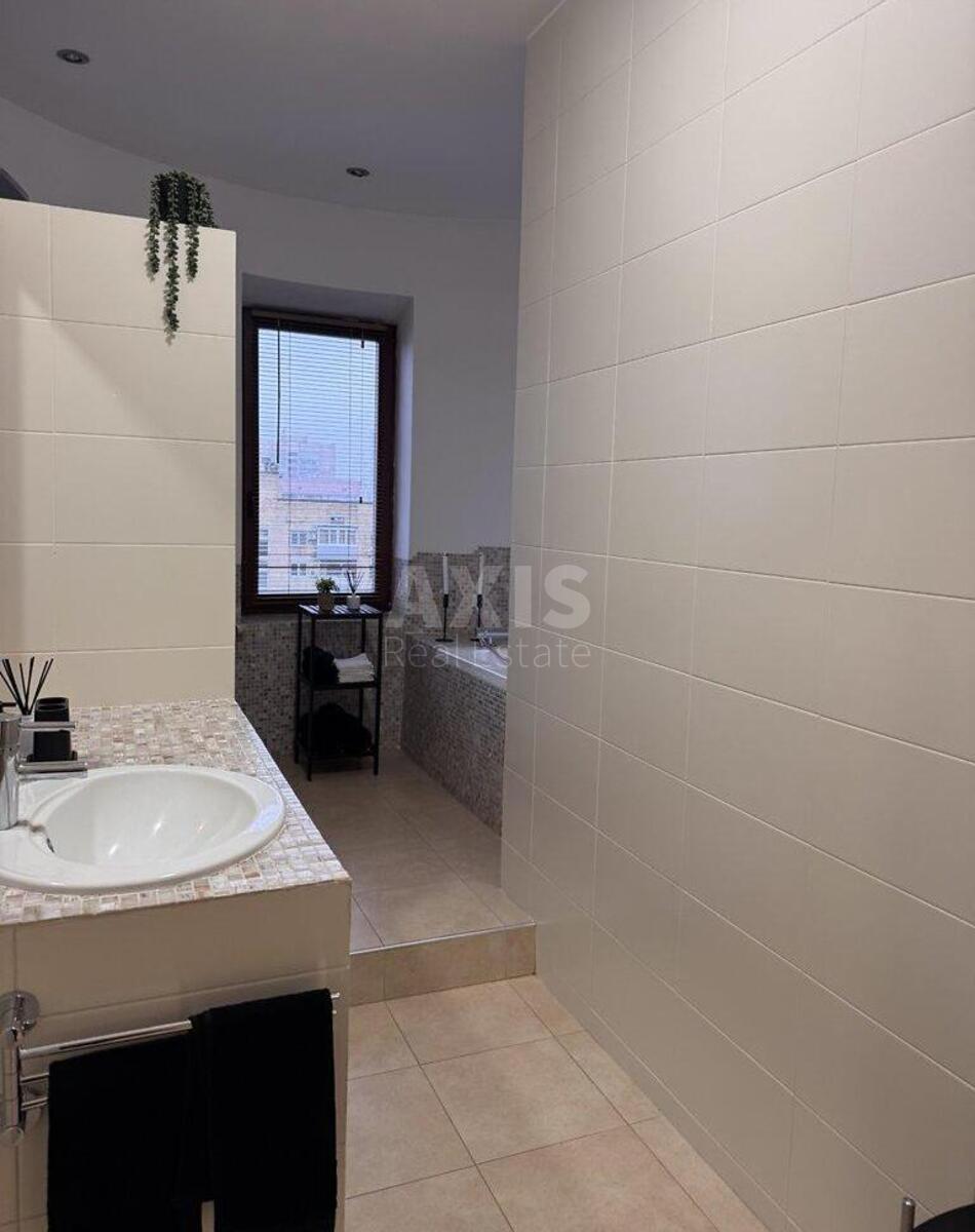 2k apartment vul. Zhyljans'ka 30А6337412