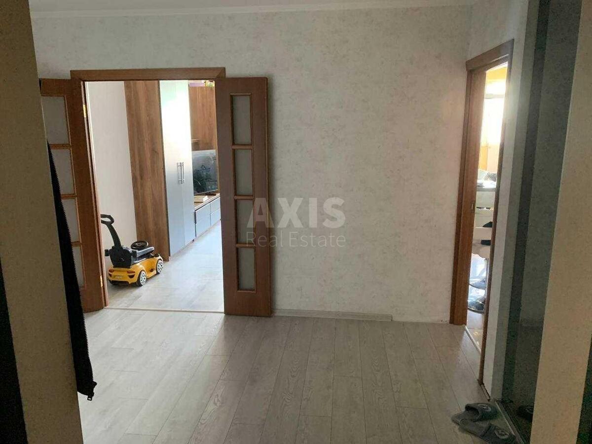 2к квартира ул. Верховинная 35633988