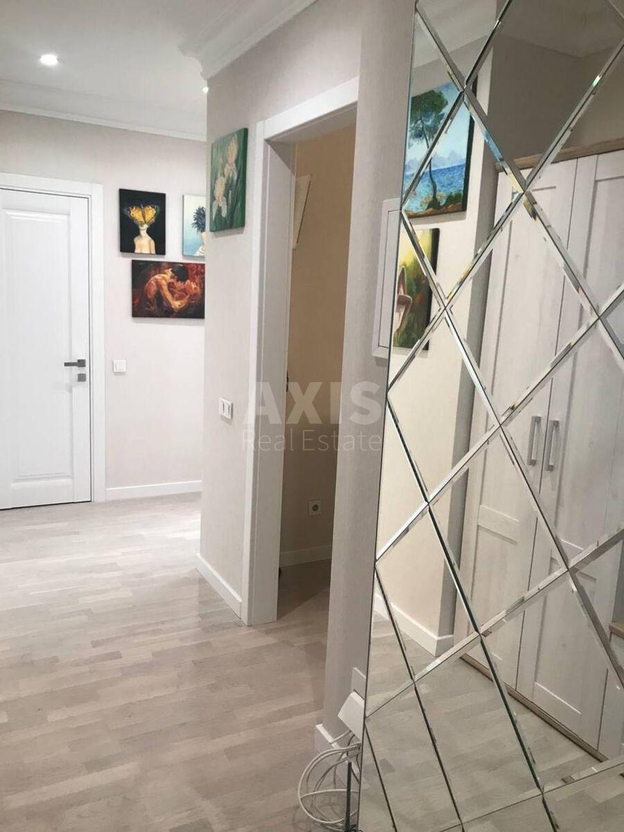 1k apartment vul. Chervonopil's'ka 2Г595445