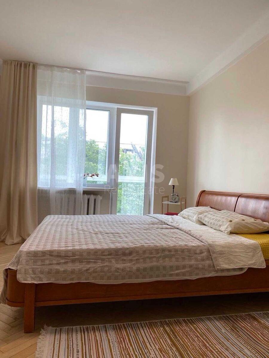 1k apartment prov. Kolomyjs'kyj 122