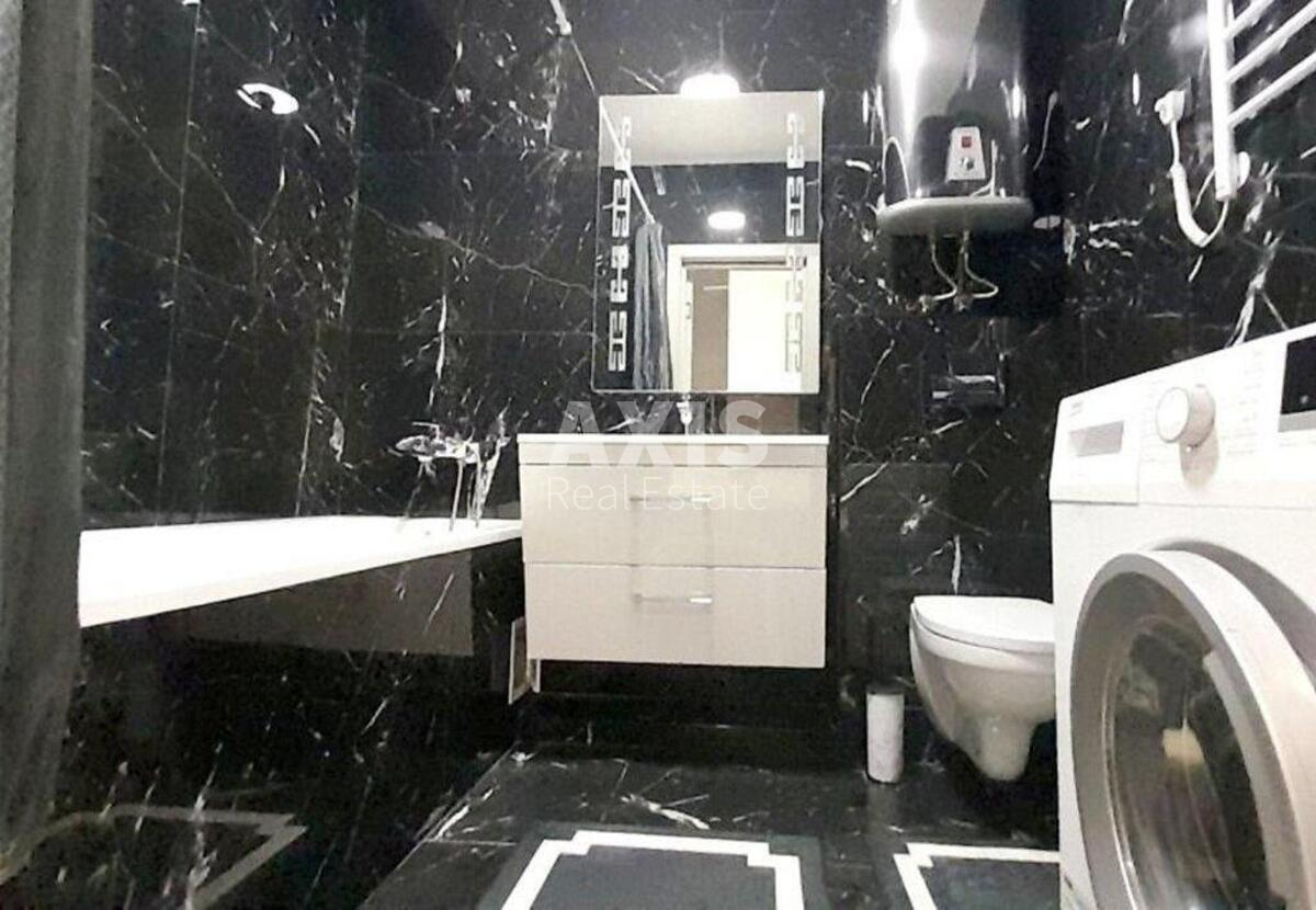 1k apartment pr-t Bazhana Mykoly 172