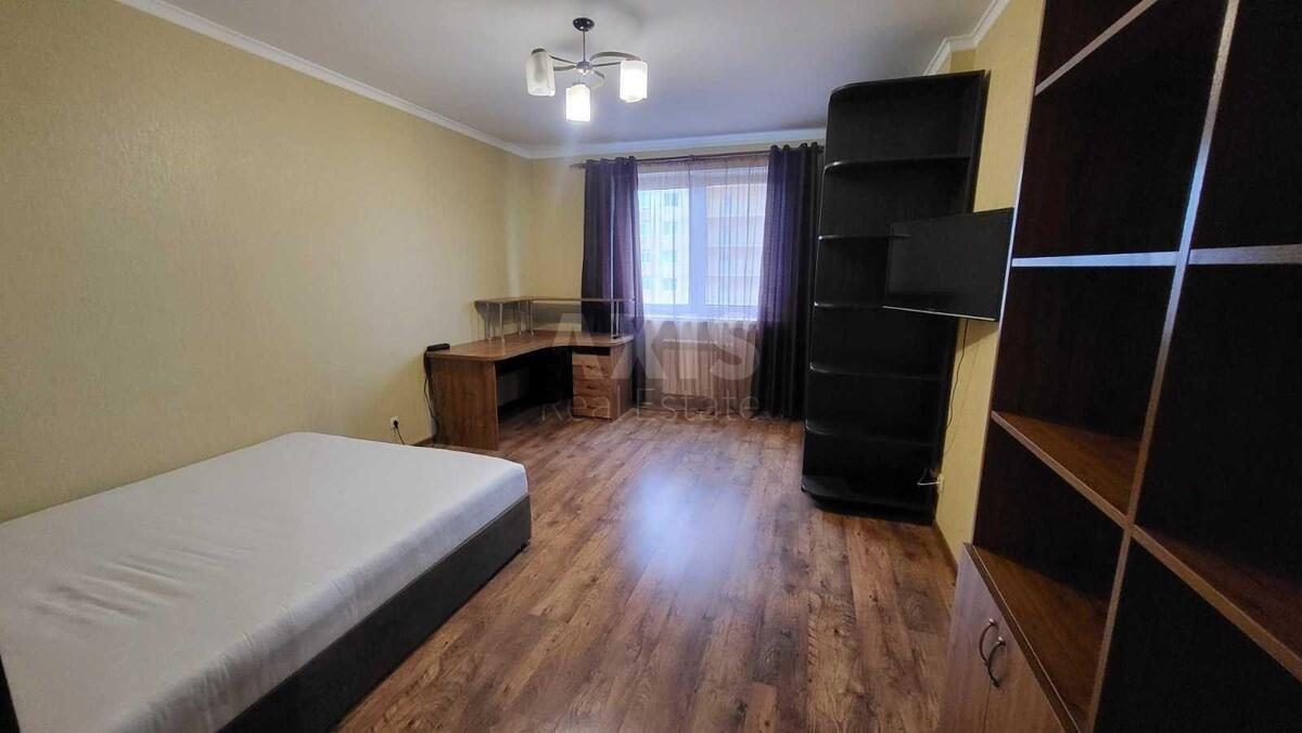 1к квартира ул. Кондратюка Юрия 5564322
