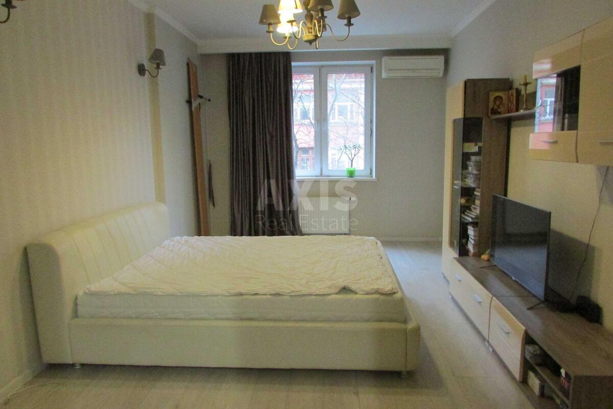 1k apartment vul. Poltavs'ka 102