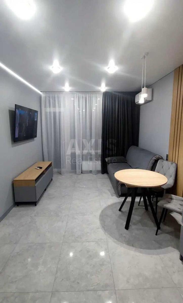 2k apartment vul. Pivnichno-Syrec'ka 2