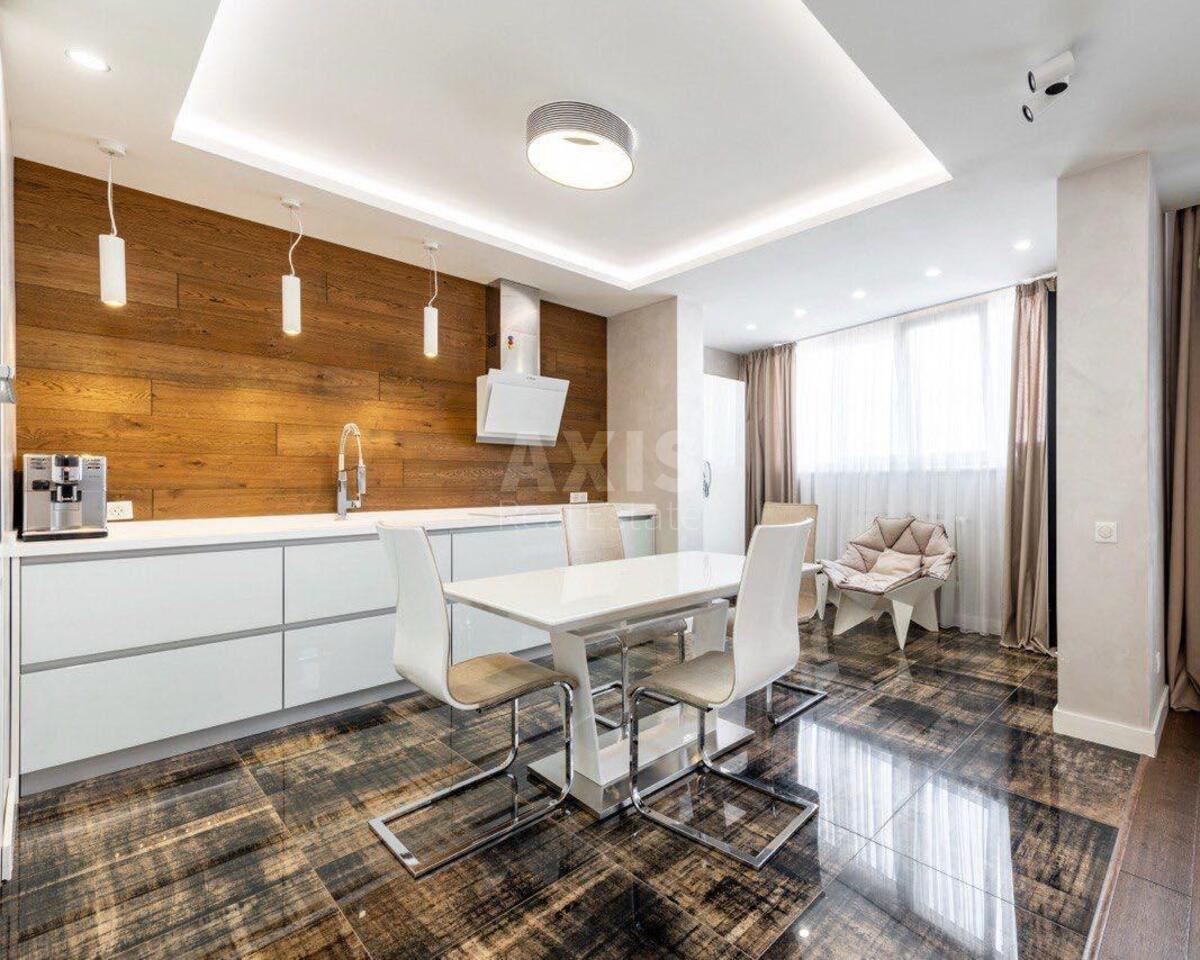 2k apartment vul. Sikors'kogo Igorja Aviakonstruktora 4Б61122