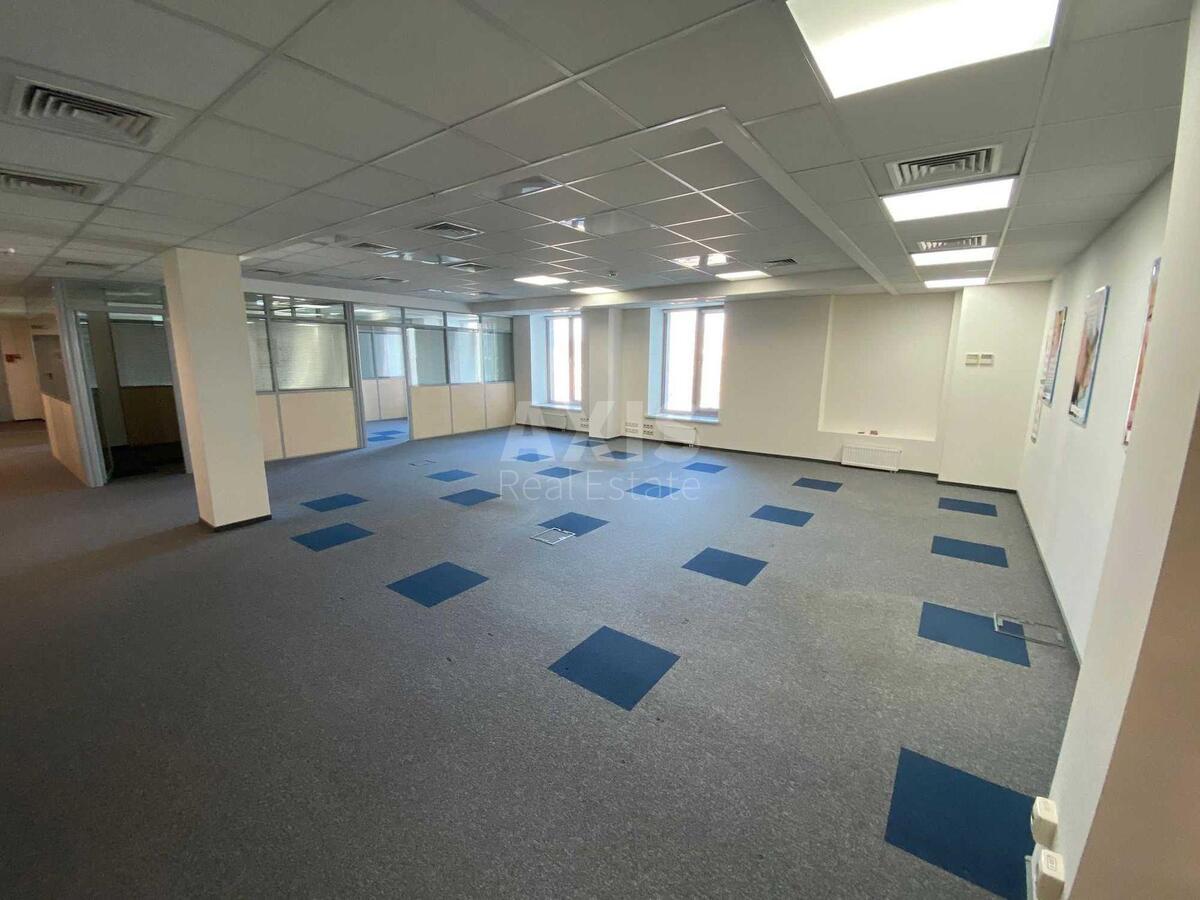 Office vul. Degtjarivs'ka 27Т, 600m25683710