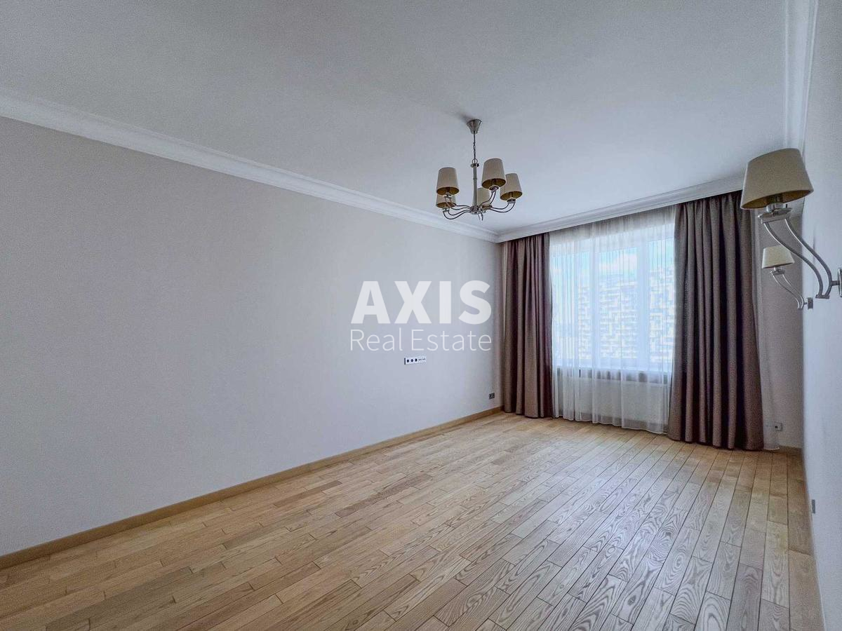 5k apartment vul. Barbjusa Anri 5В4