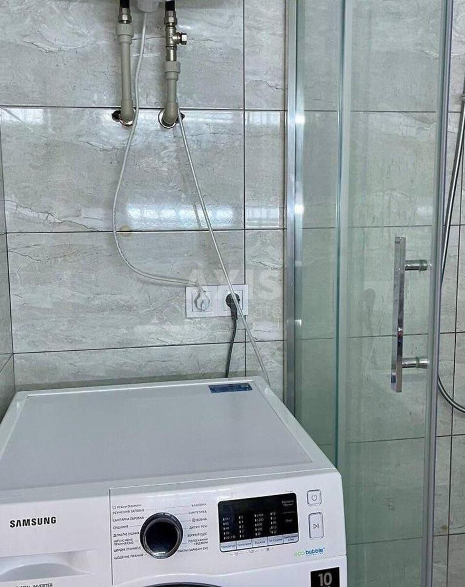 2k apartment vul. Myhajla Maksymovycha 28Д4