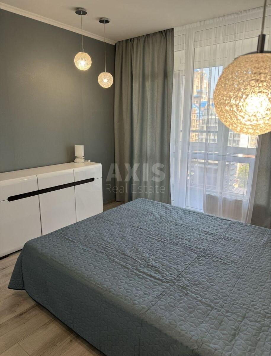 2k apartment vul. Zlatoustivs'ka 302