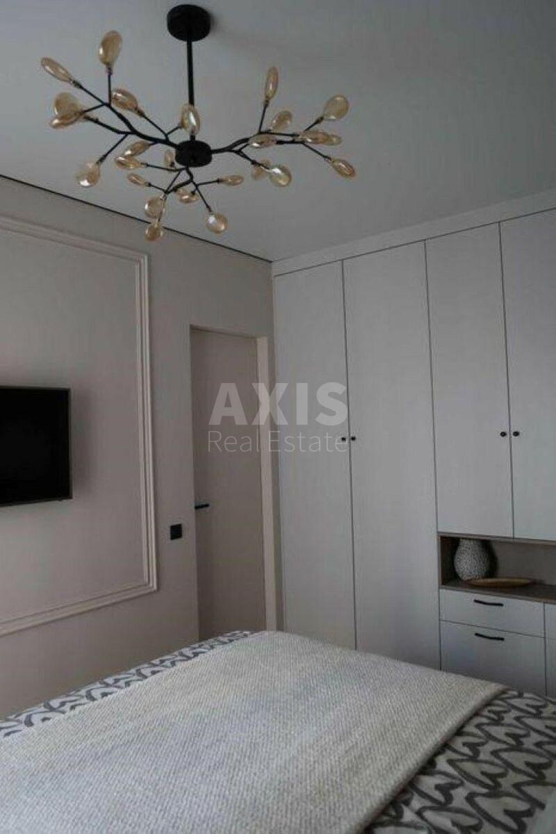 1k apartment vul. Myhajla Maksymovycha 24В8