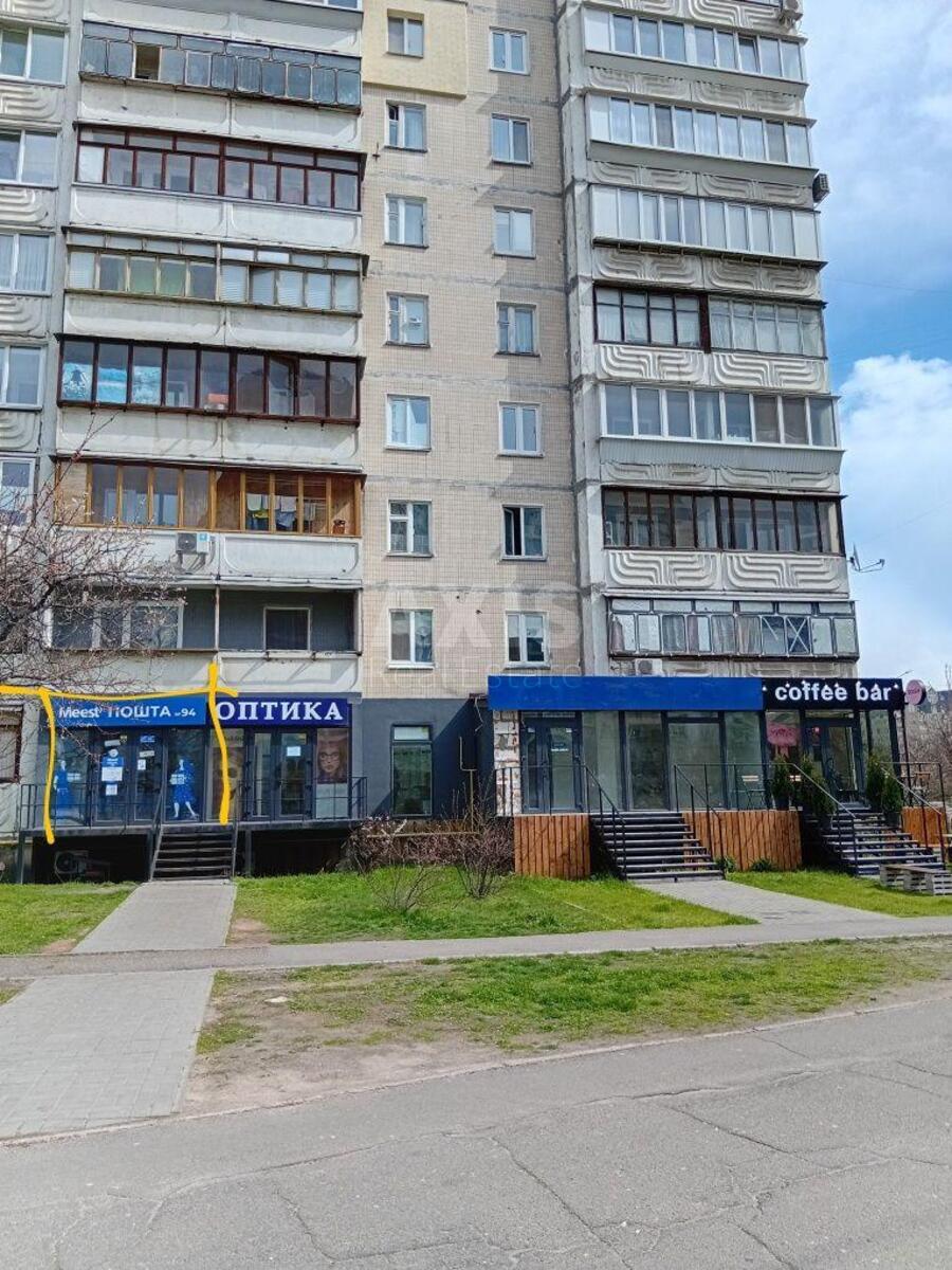 Объект торговли ул. Урловская 5, 38м2