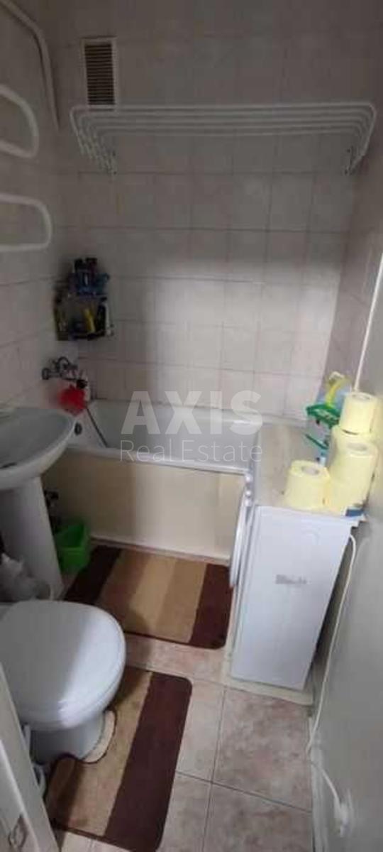 1k apartment vul. Vasylenka Mykoly 13А5