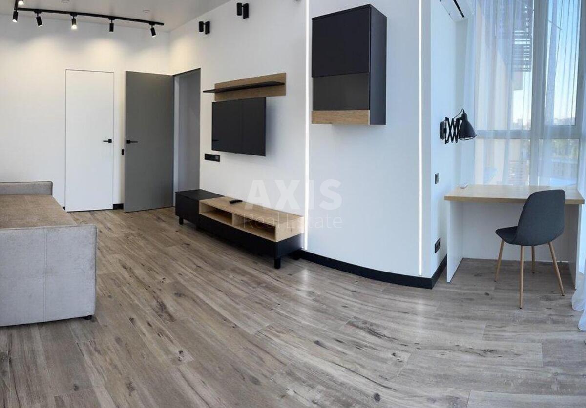 1k apartment vul. Grechka Marshala 10Б2