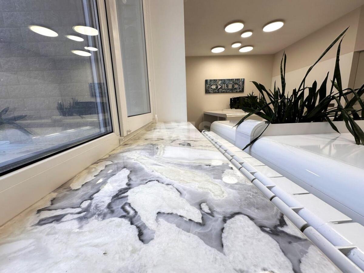 Office pr-t Geroi'v Stalingrada 6, 60m29