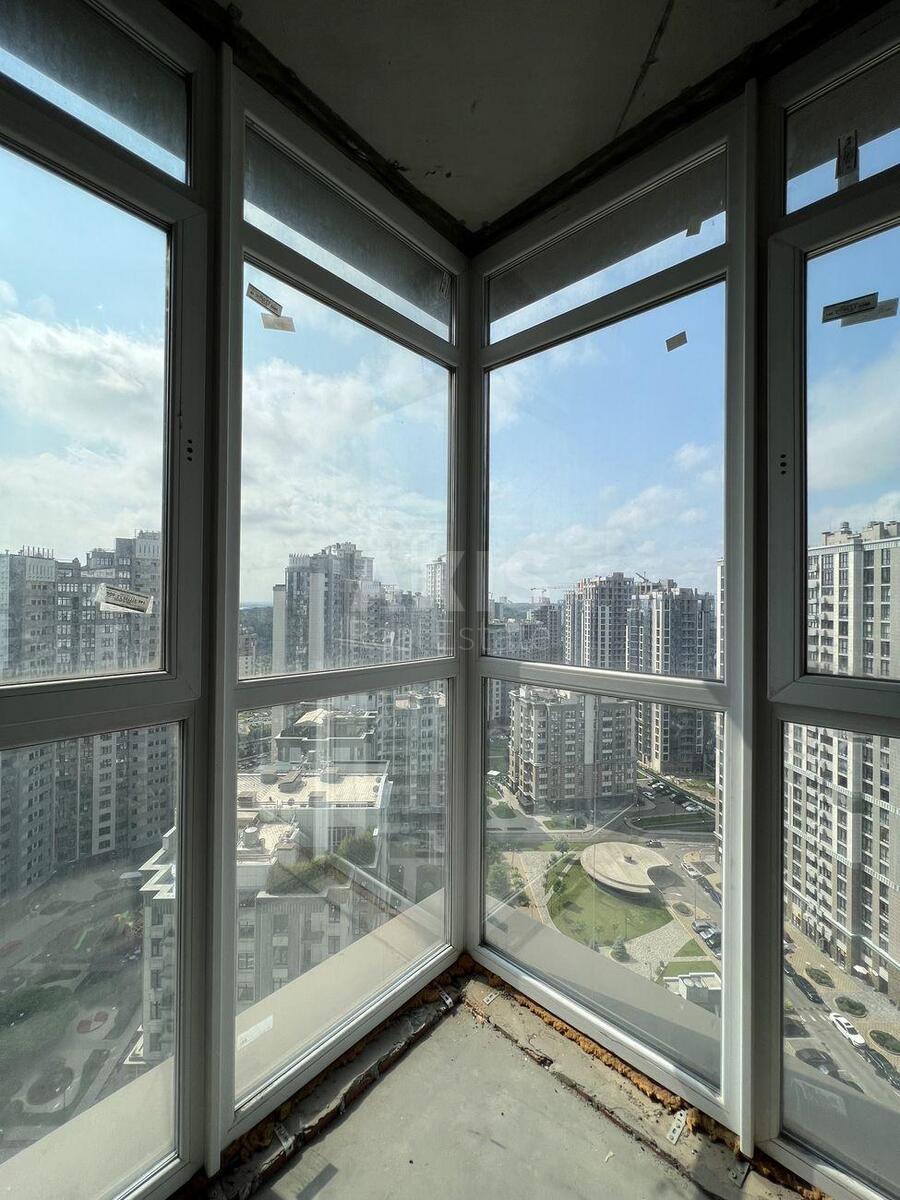 4k apartment vul. Dragomyrova Myhajla 14А5
