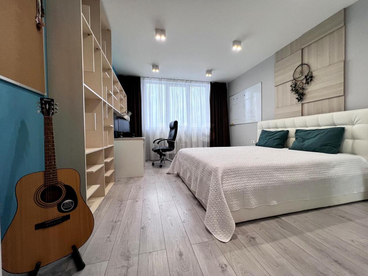 2k apartment vul. Andrjushhenka Grygorija 6Г593771
