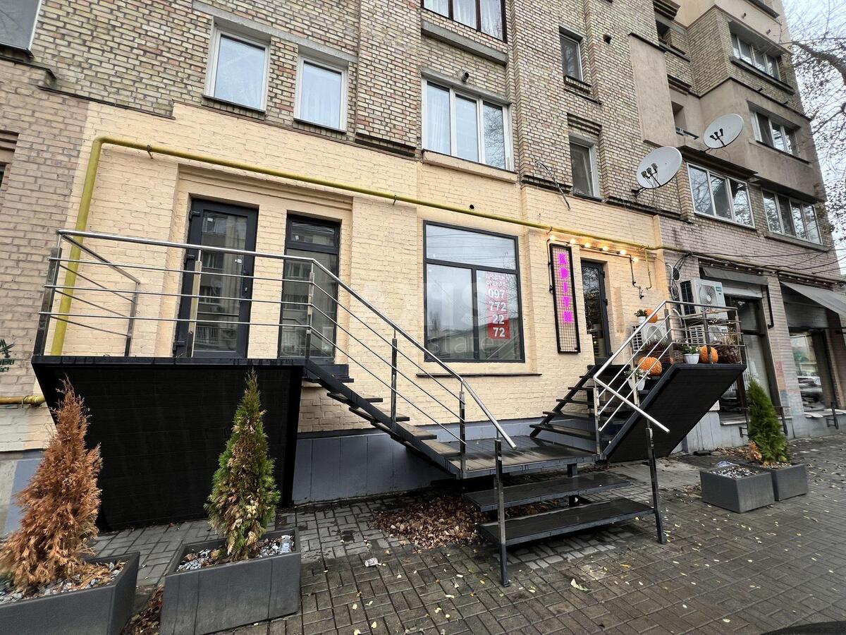 Trade object vul. Mezhygirs'ka 57/17, 92m2635402