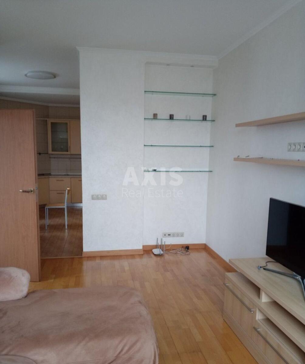 3k apartment vul. Pryrichna 5