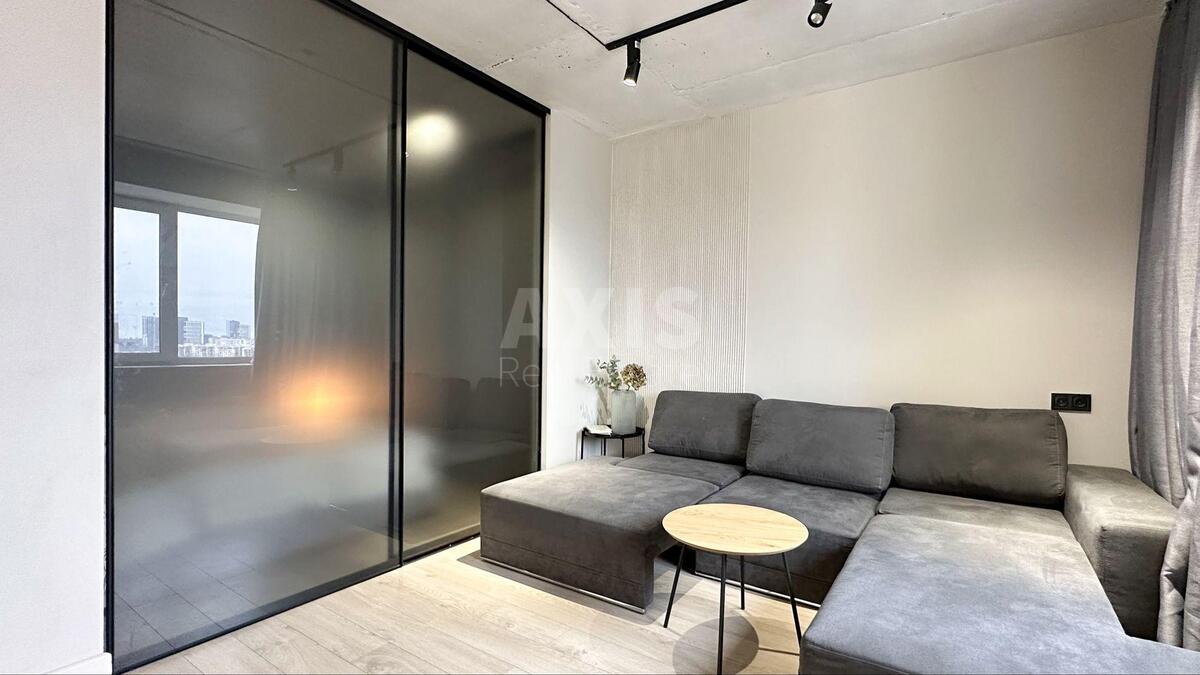 1k apartment vul. Novomostyc'ka 155