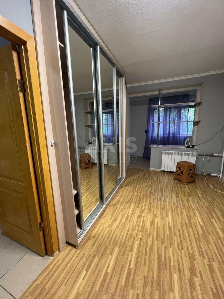 1k apartment vul. L'vivs'ka 242