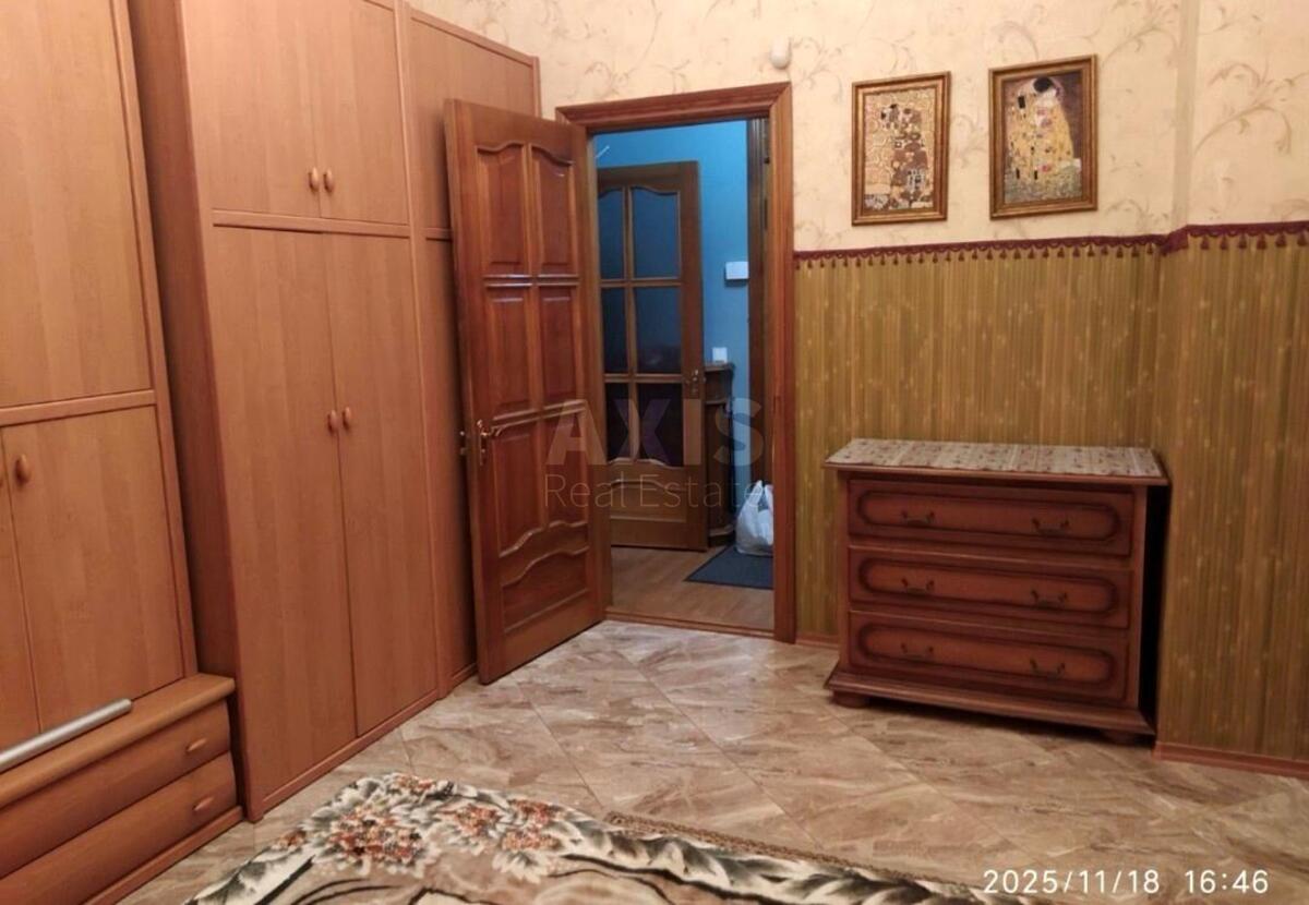 2k apartment vul. Budivel'nykiv 41632256