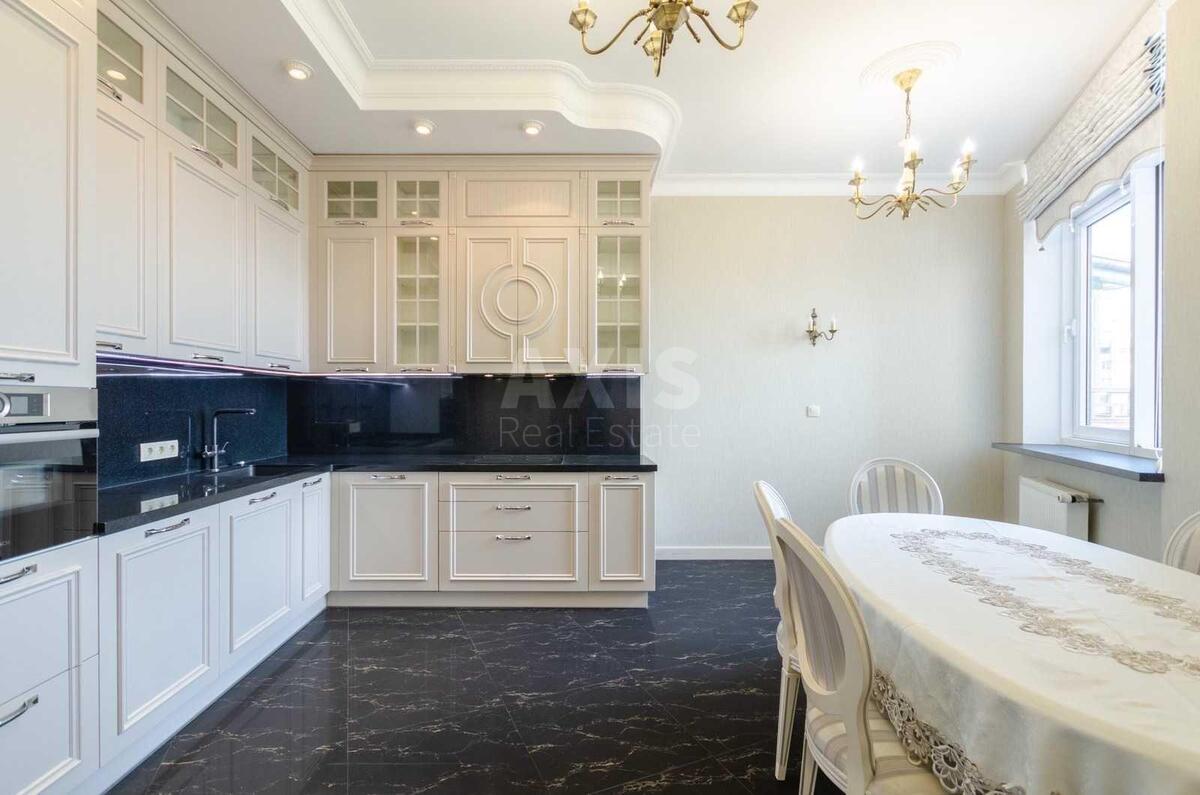 3k apartment vul. Staronavodnyc'ka 6Б