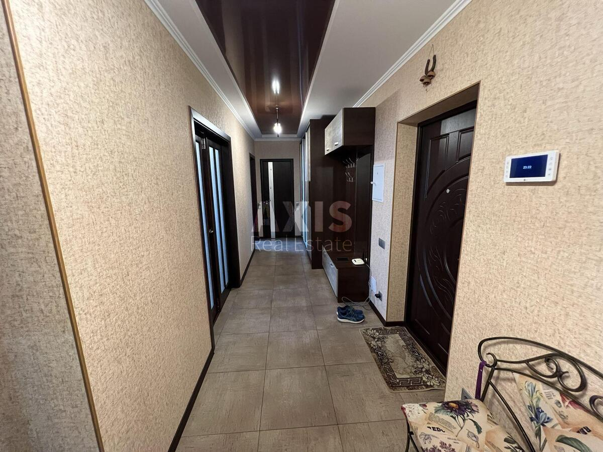 2k apartment vul. Sikors'kogo Igorja Aviakonstruktora 4В577589
