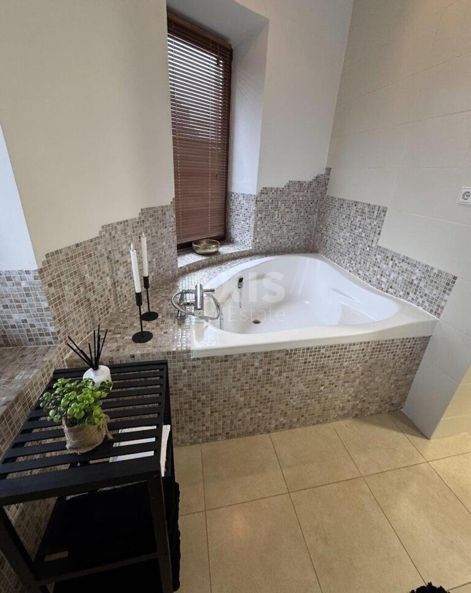 2k apartment vul. Zhyljans'ka 30А6337413