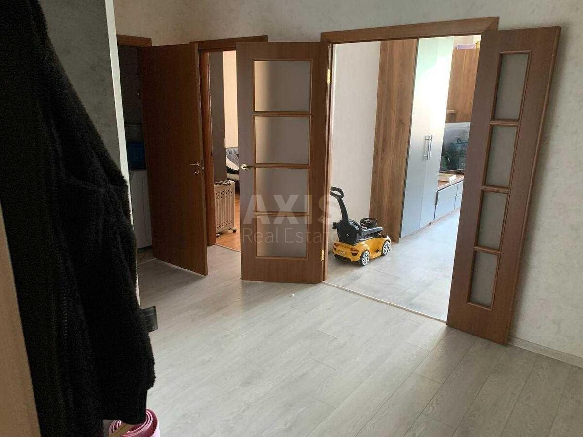 2к квартира ул. Верховинная 35633989