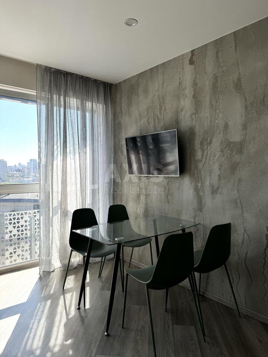 1k apartment vul. Lypkivs'kogo Vasylja Mytropolyta 16Г2