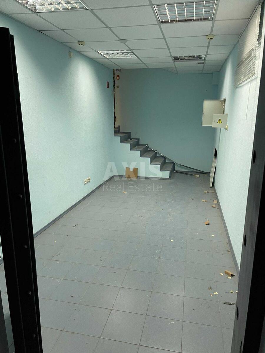 Trade object pr-t Bazhana Mykoly 12, 176m2595941
