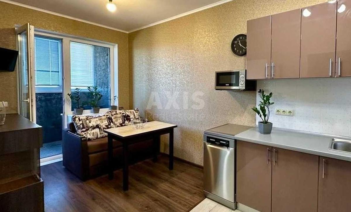 1k apartment vul. L'vivs'ka 15