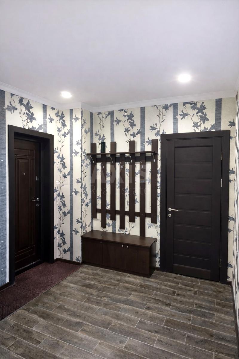 1k apartment vul. Revuc'kogo 9638824