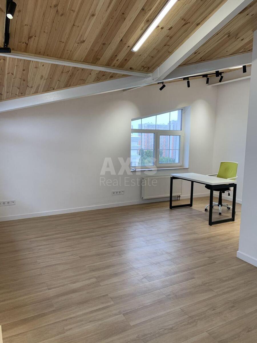 Office vul. Myhajla Maksymovycha 24, 155m25