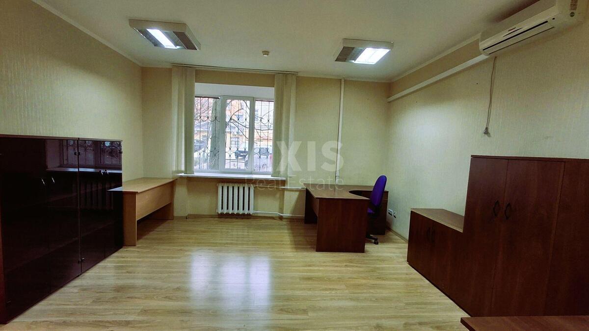 Office prov. Ipsylantijevs'kyj 3, 95m22