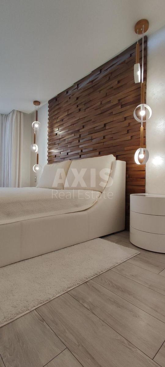 1k apartment vul. Dragomanova 2А1