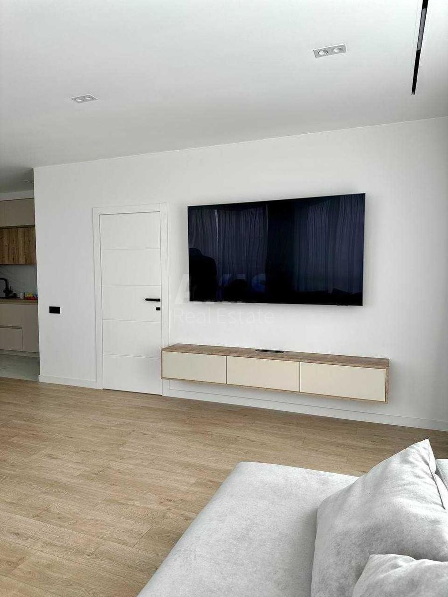 1k apartment vul. Zarichna 162