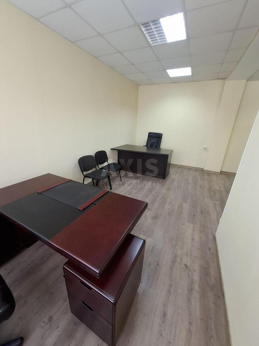 Офис бул. Леси Украинки 34, 36м21