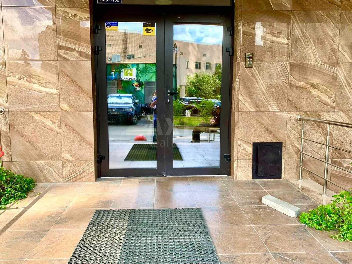 1k apartment vul. Zabolotnogo Akademika 156067915