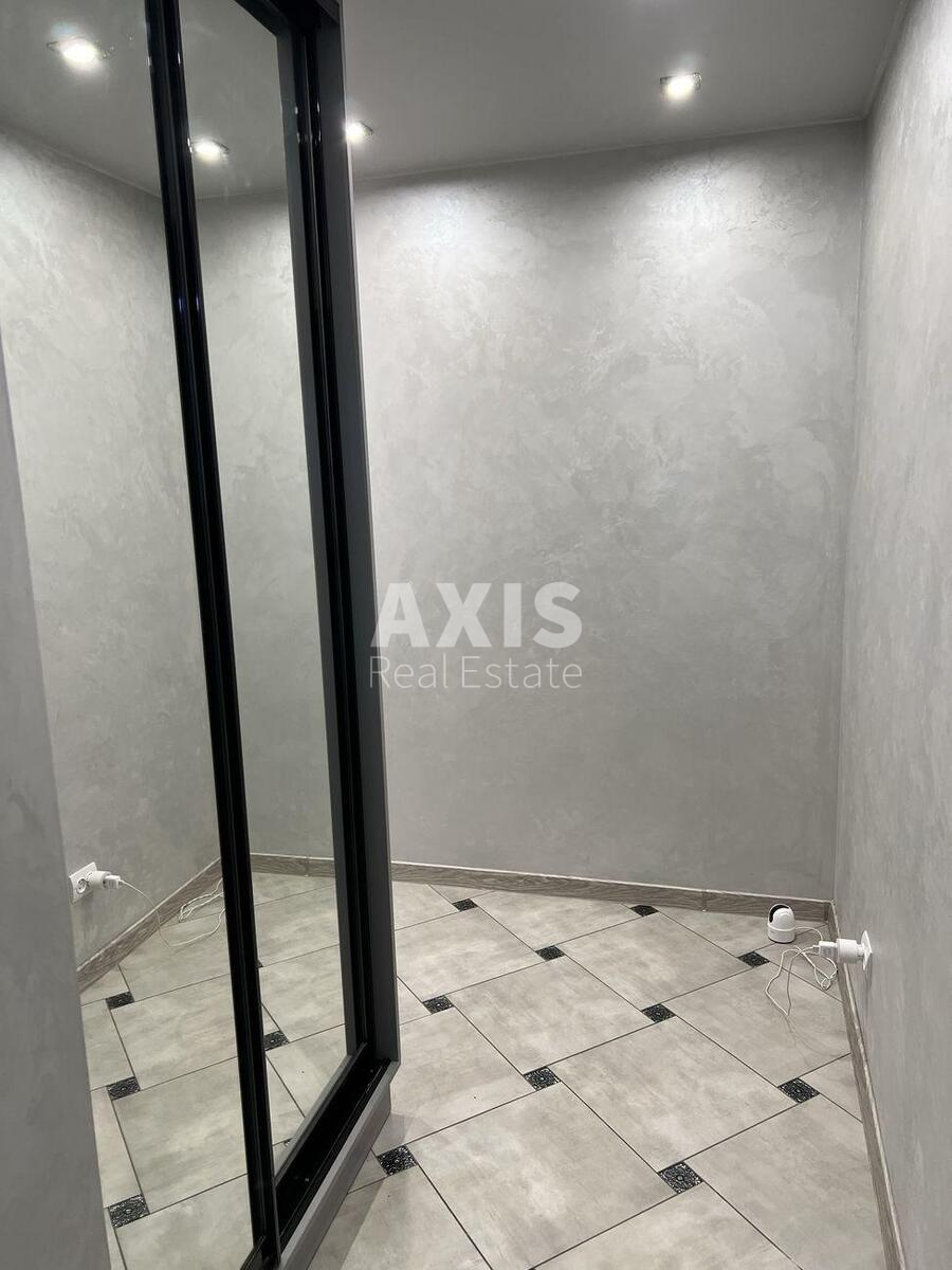 1k apartment vul. Zlatoustivs'ka 465411111