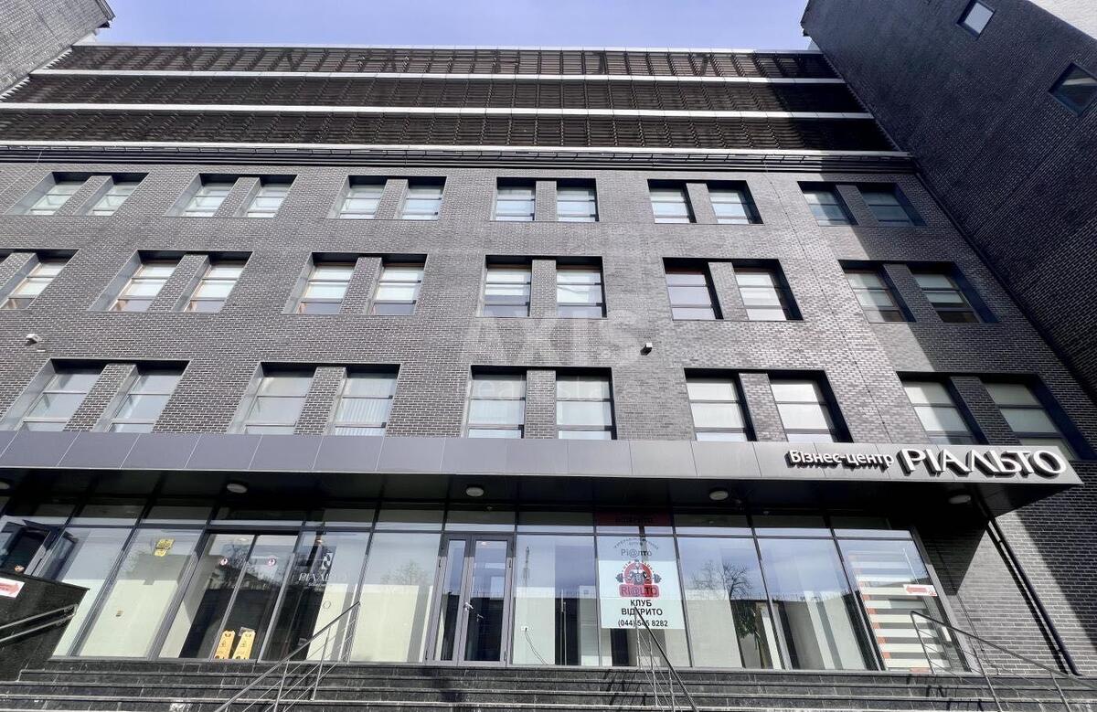 Office vul. Novokostjantynivs'ka 18, 1600m2