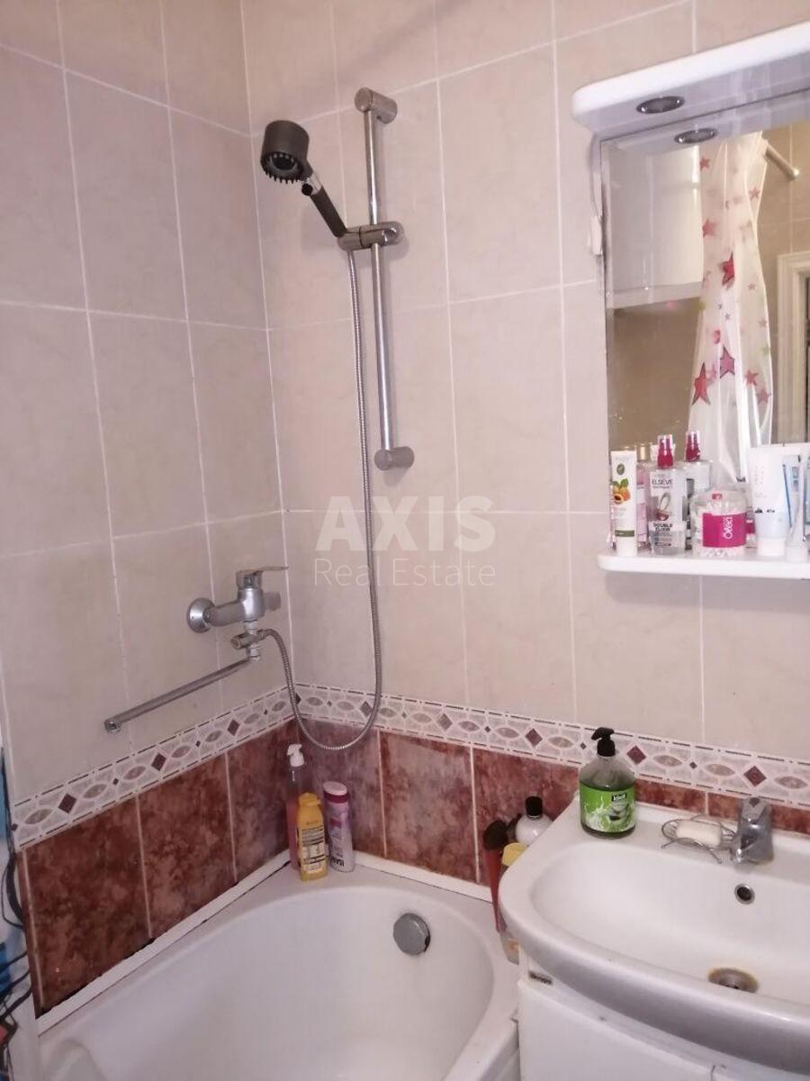 2k apartment vul. Revuc'kogo 42Б8