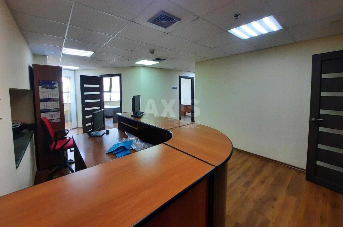 Office vul. Basejna 2А, 191m2582107