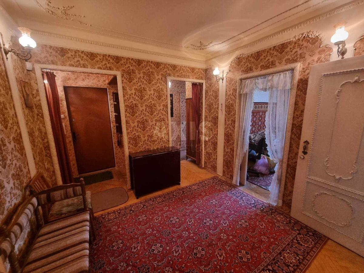 3k apartment vul. Lucenka Dmytra 57