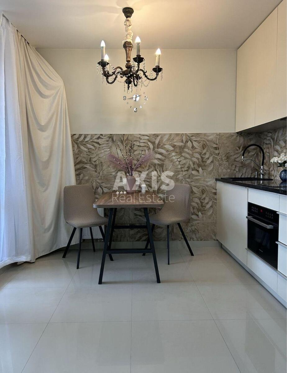 2k apartment vul. Glybochyc'ka 730