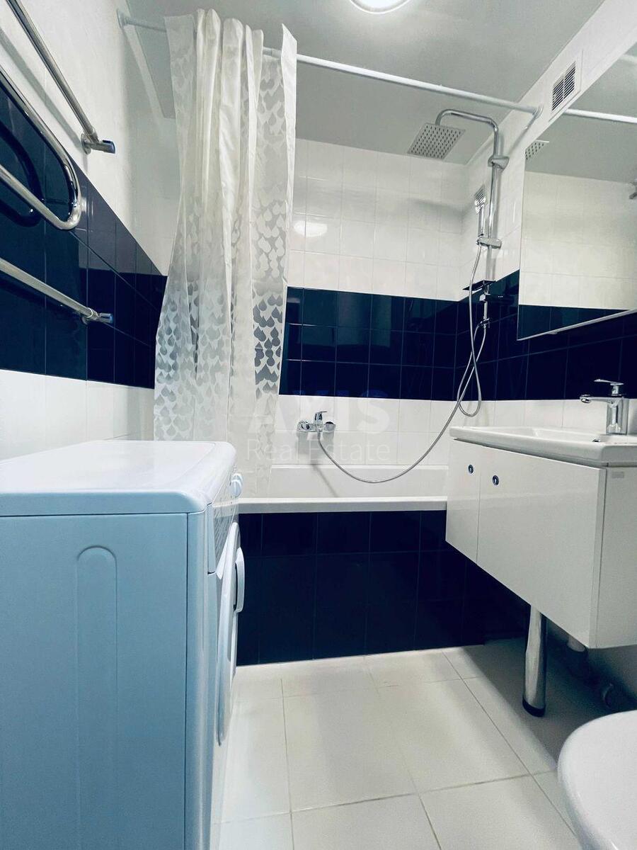 2k apartment vul. Kudri Ivana 43561146