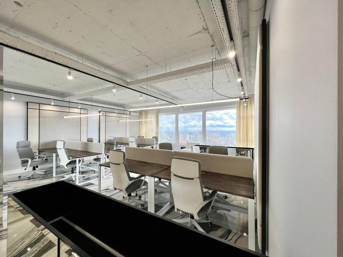 Office uzv. Klovs'kyj 7, 260m260288