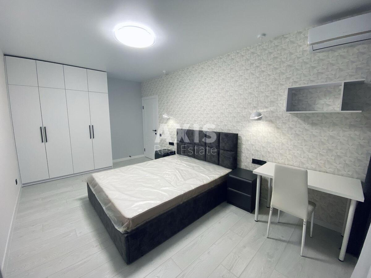 1к квартира ул. Сверстюка Евгения 4512273