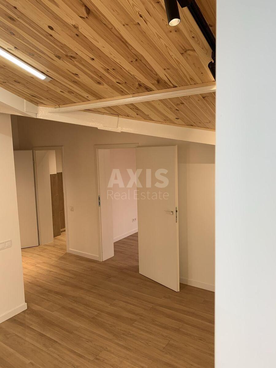 Office vul. Myhajla Maksymovycha 24, 155m22